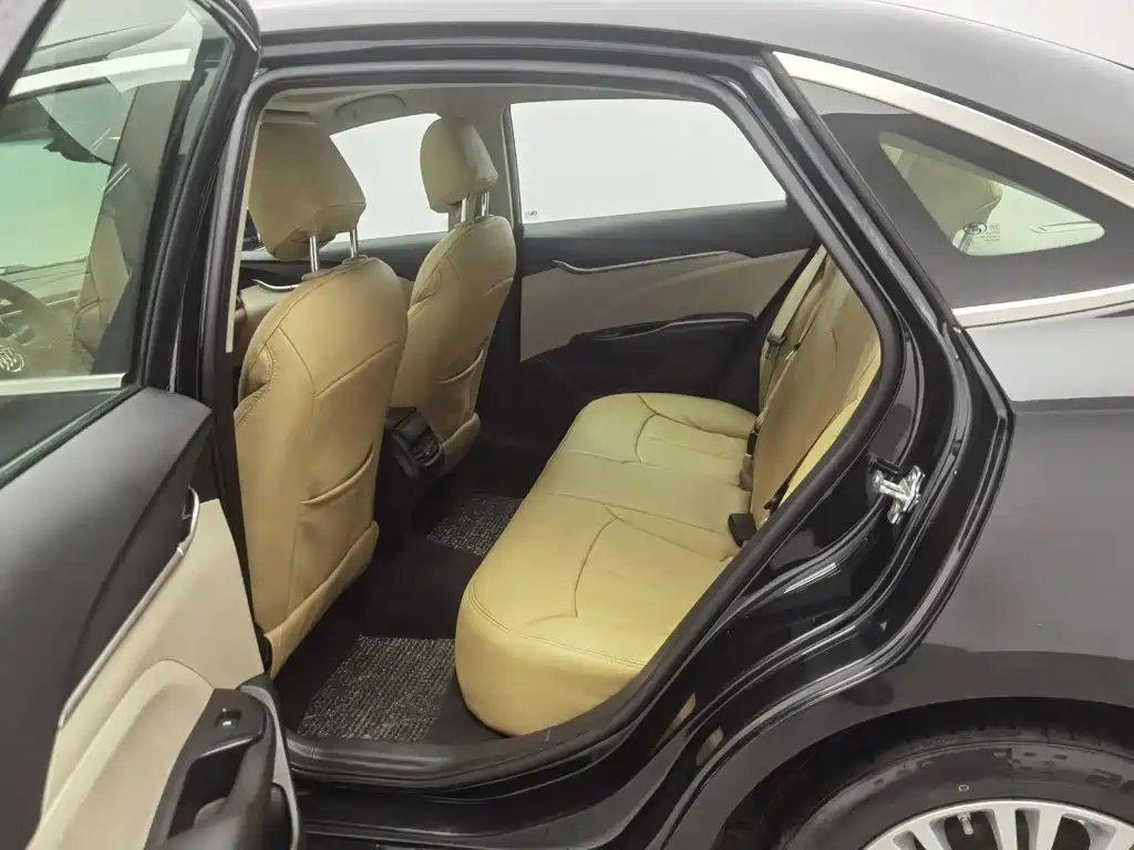 Buick Excelle — миниатюра 15