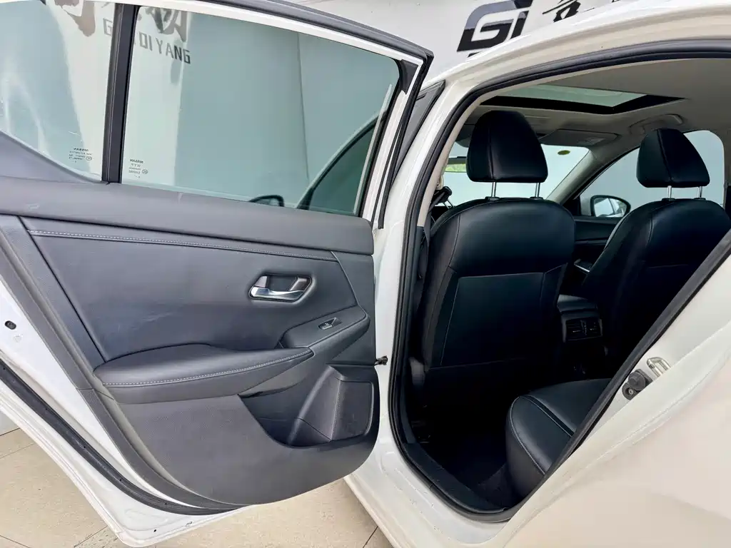 Nissan Sylphy — миниатюра 9