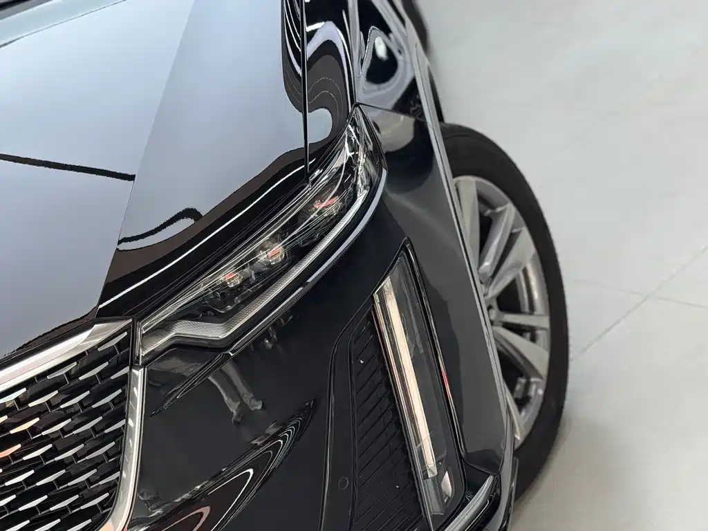 Cadillac XT6 — миниатюра 16