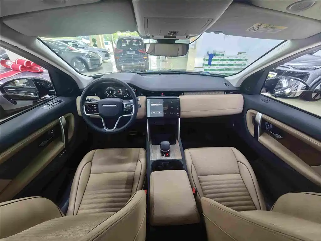 Land Rover Discovery Sport — миниатюра 5