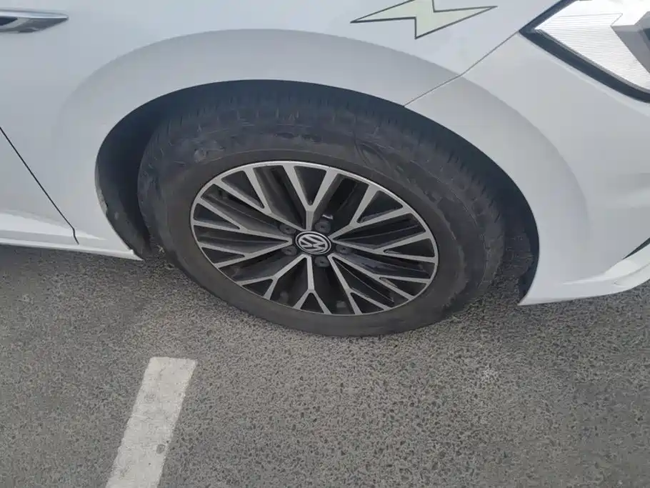 Volkswagen Sagitar — миниатюра 6