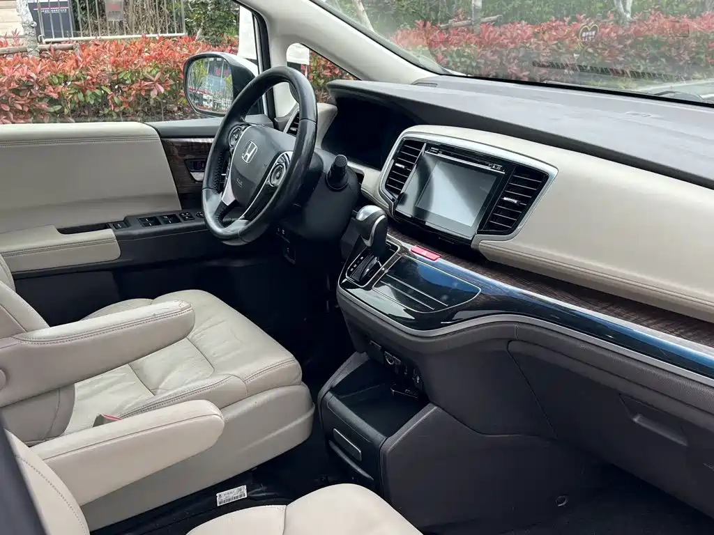 Honda Odyssey — миниатюра 14