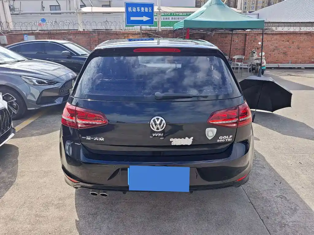 Volkswagen Golf — миниатюра 14
