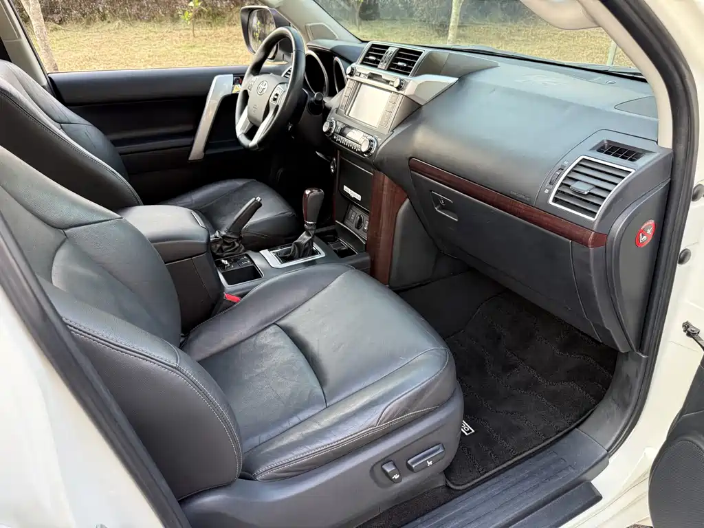 Toyota Land Cruiser Prado 2016 3.5L AT TX-L