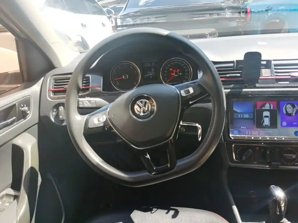 Volkswagen Santana — миниатюра 15