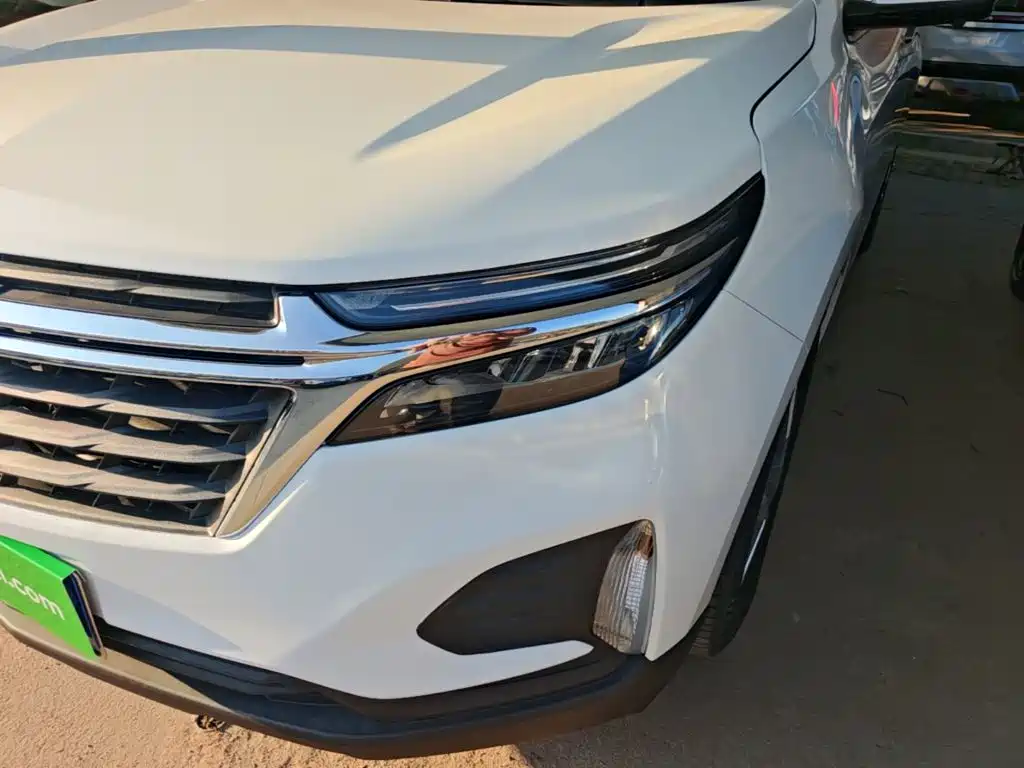 Chevrolet Equinox — миниатюра 24