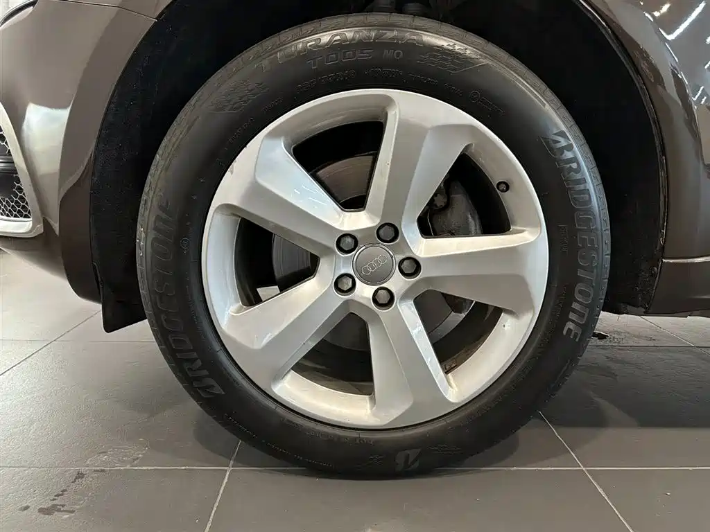 Audi Q5 (Import) — миниатюра 16