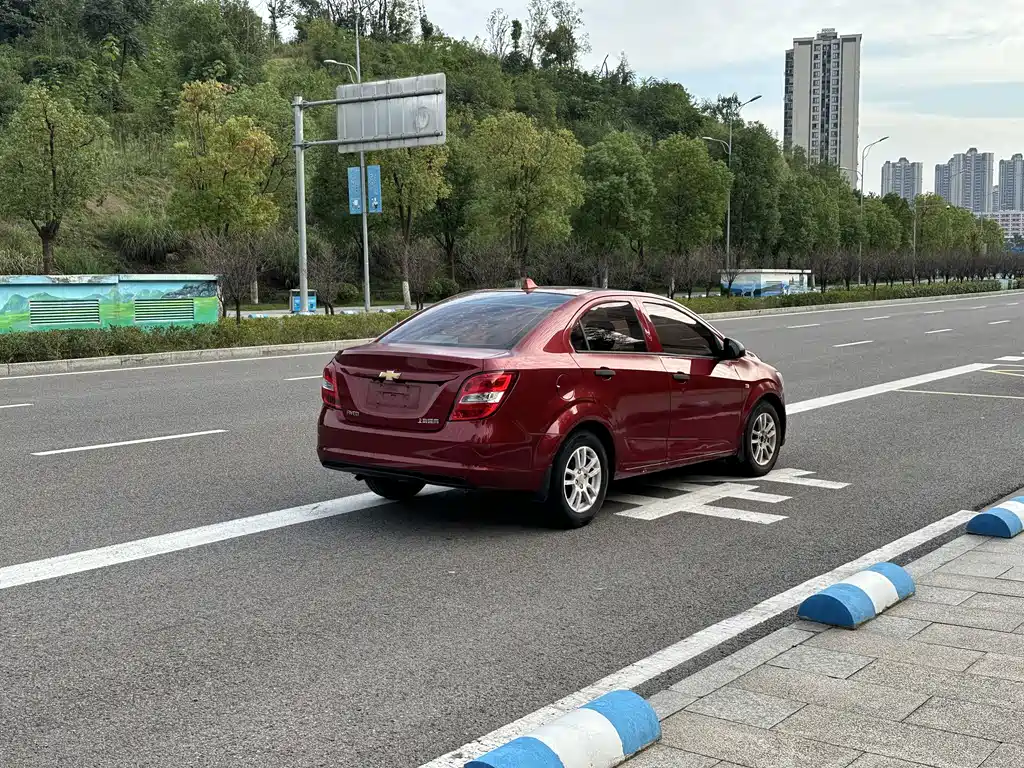 Chevrolet Aveo — миниатюра 4