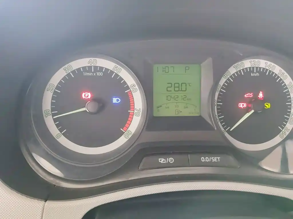 Skoda Fabia — миниатюра 12