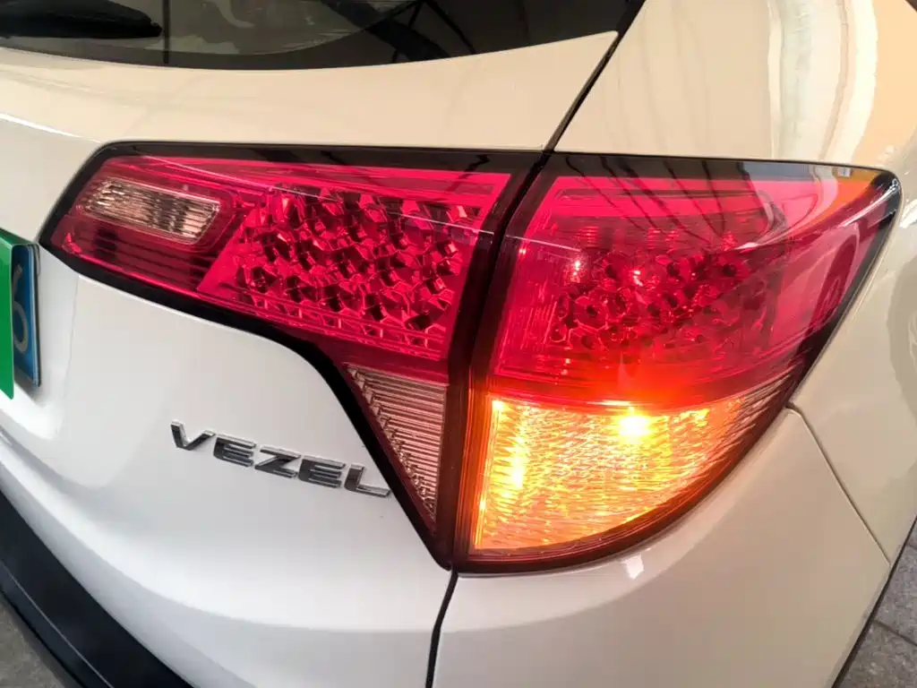 Honda Vezel — миниатюра 8