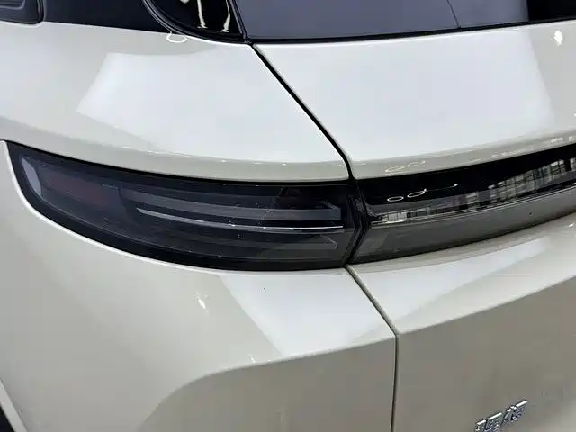 Li Auto Li L7 — миниатюра 9