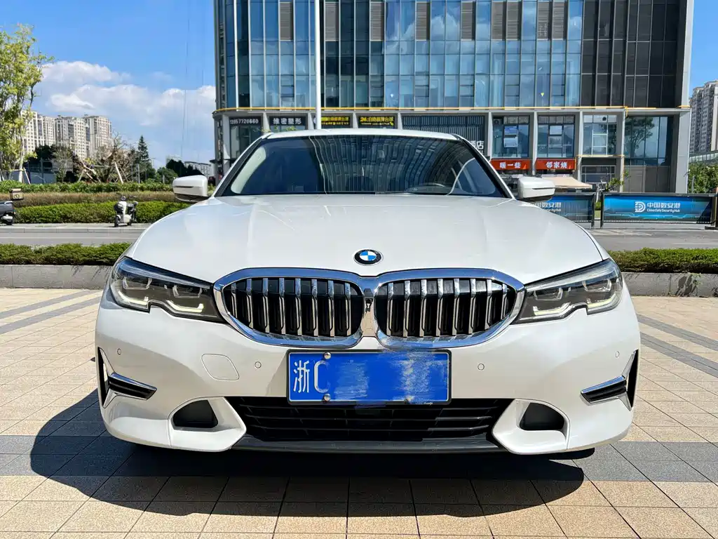 BMW 3 Series — миниатюра 3