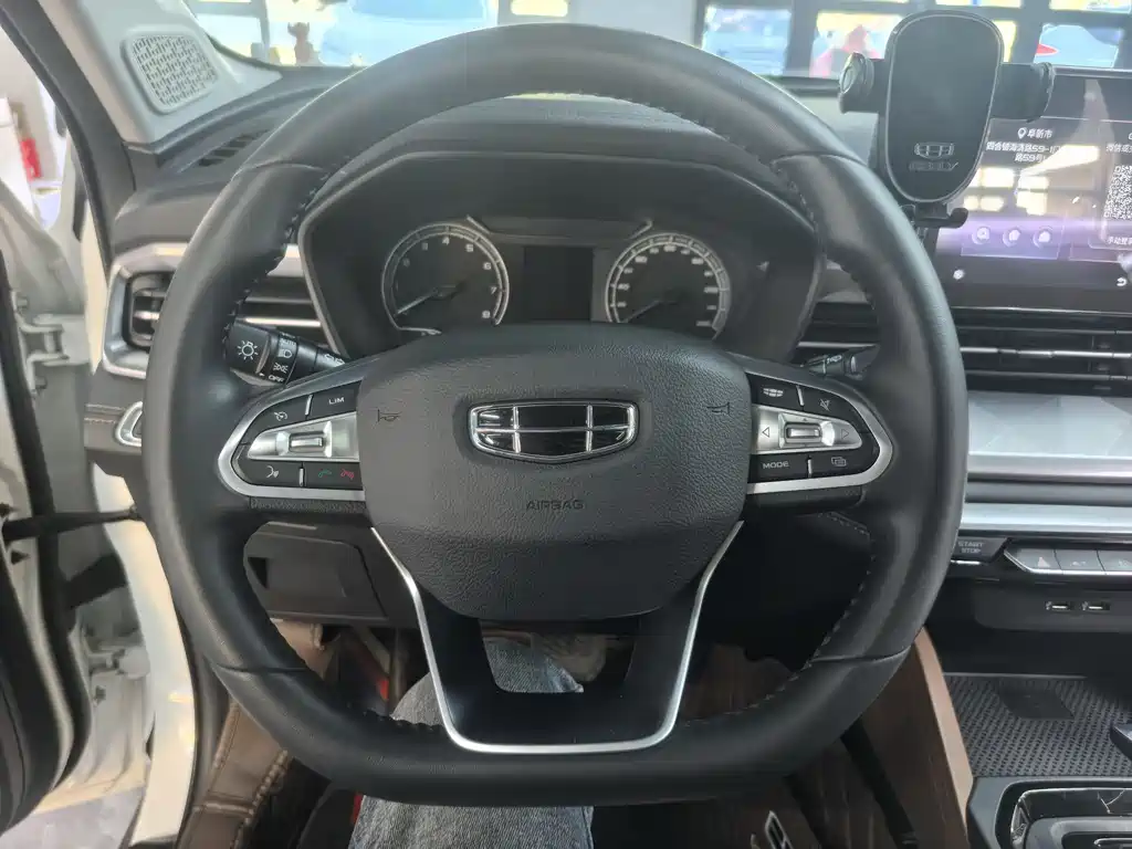 GEELY AUTOMOBILE VISION X6