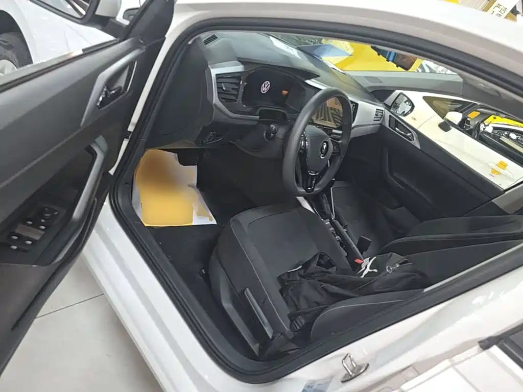 Volkswagen Polo — миниатюра 16