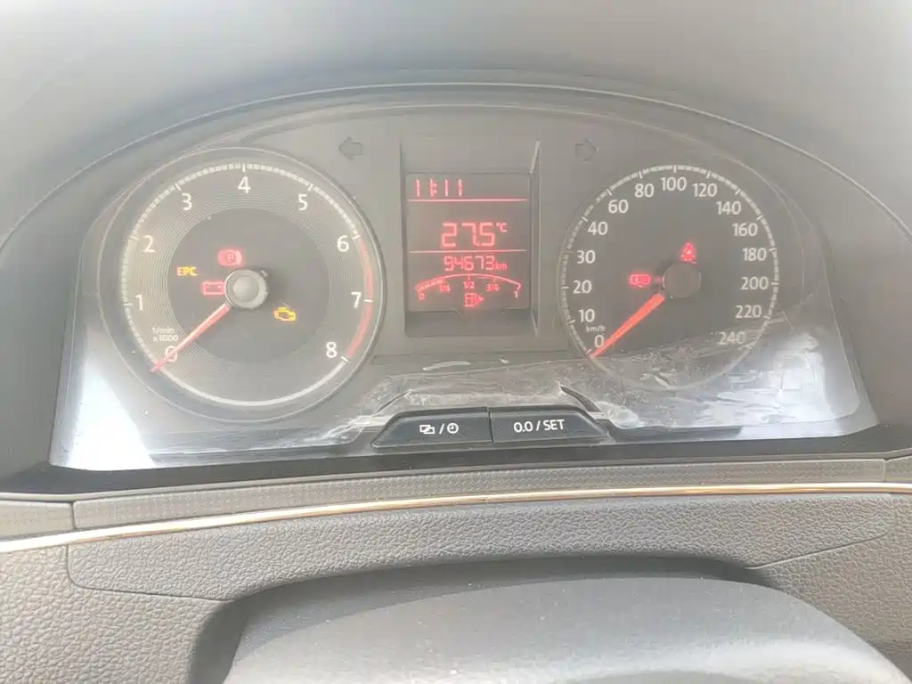 Volkswagen Santana — миниатюра 12