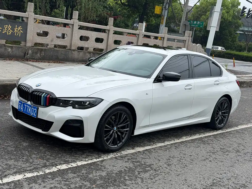 BMW 3 Series 2022