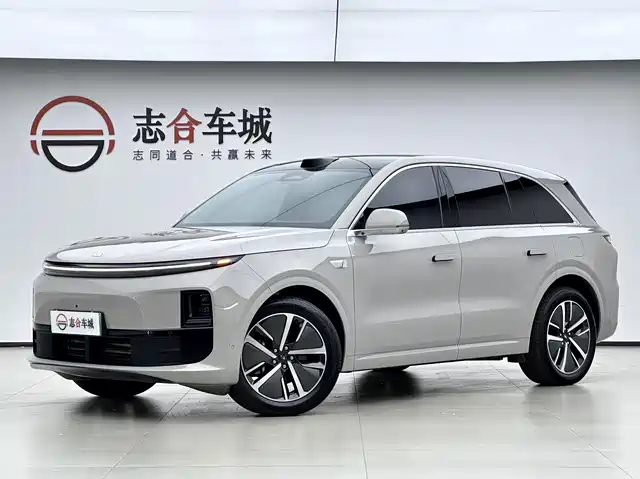 Li Auto L6