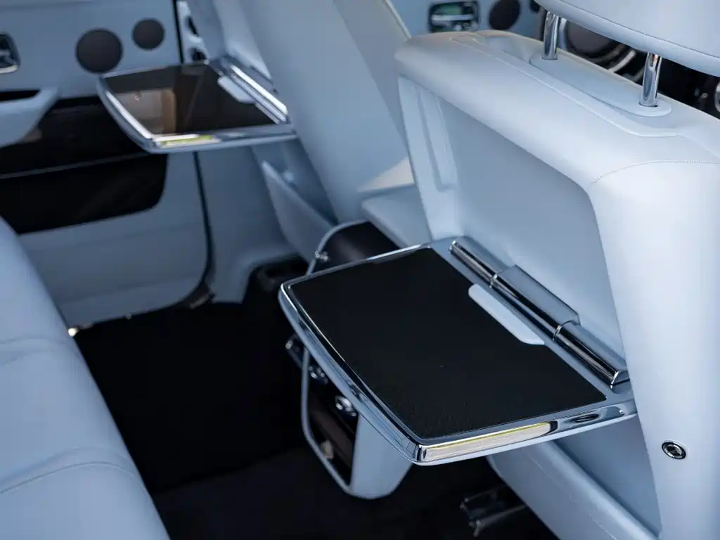 Rolls-Royce Cullinan — миниатюра 25