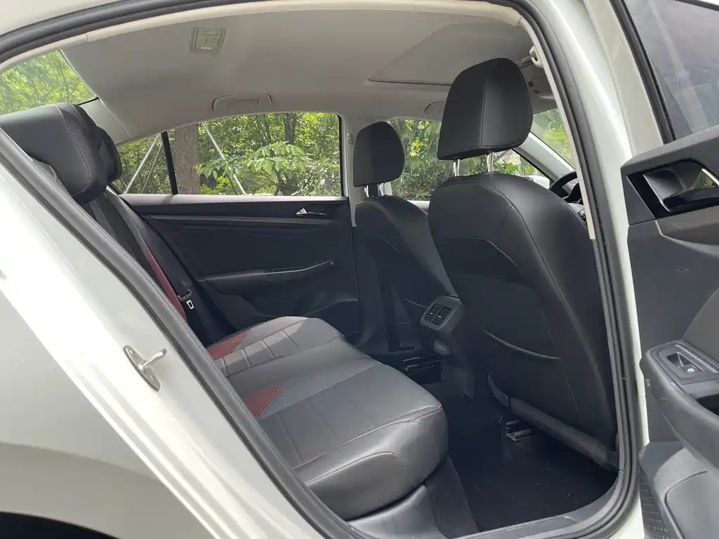 Volkswagen Bora 2021 1.5L AT Fashion Smart Connect