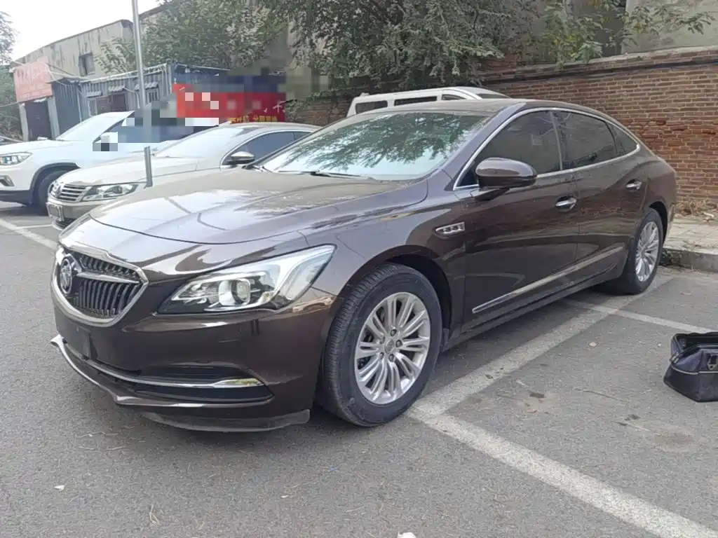 Buick LaCrosse — миниатюра 2