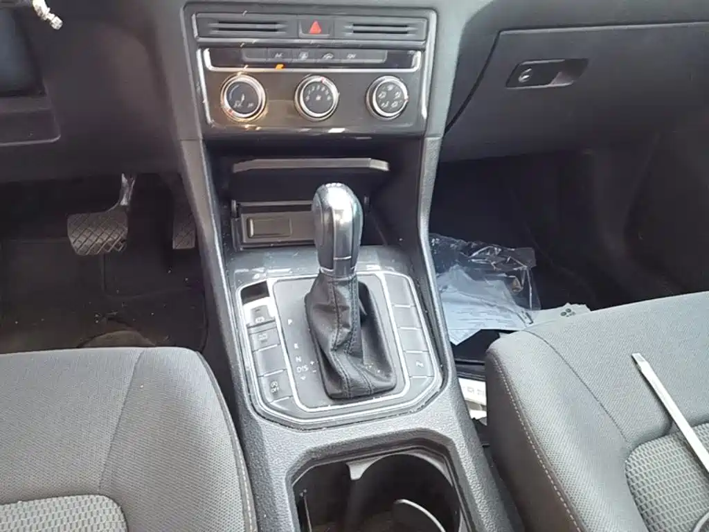 Volkswagen Golf Sportsvan — миниатюра 14