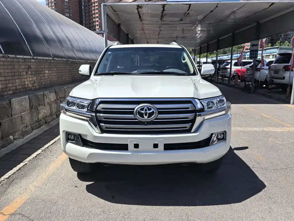 Toyota Land Cruiser 2019 4.0L AT