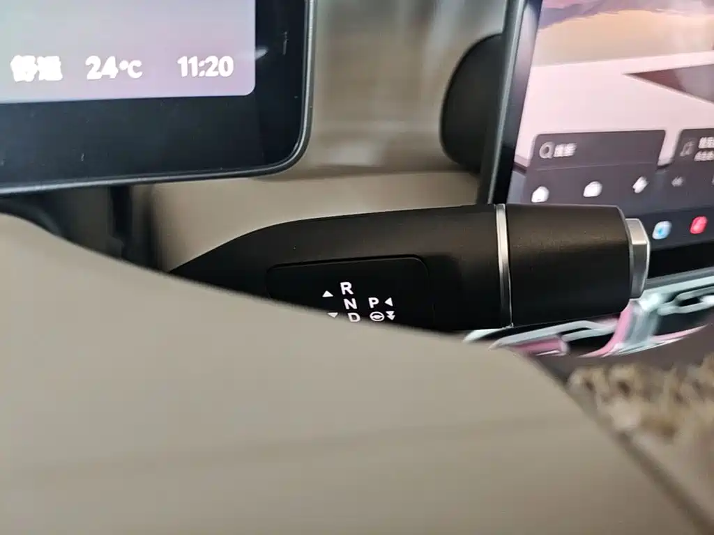 Leapmotor Leapmotor B01 — миниатюра 14