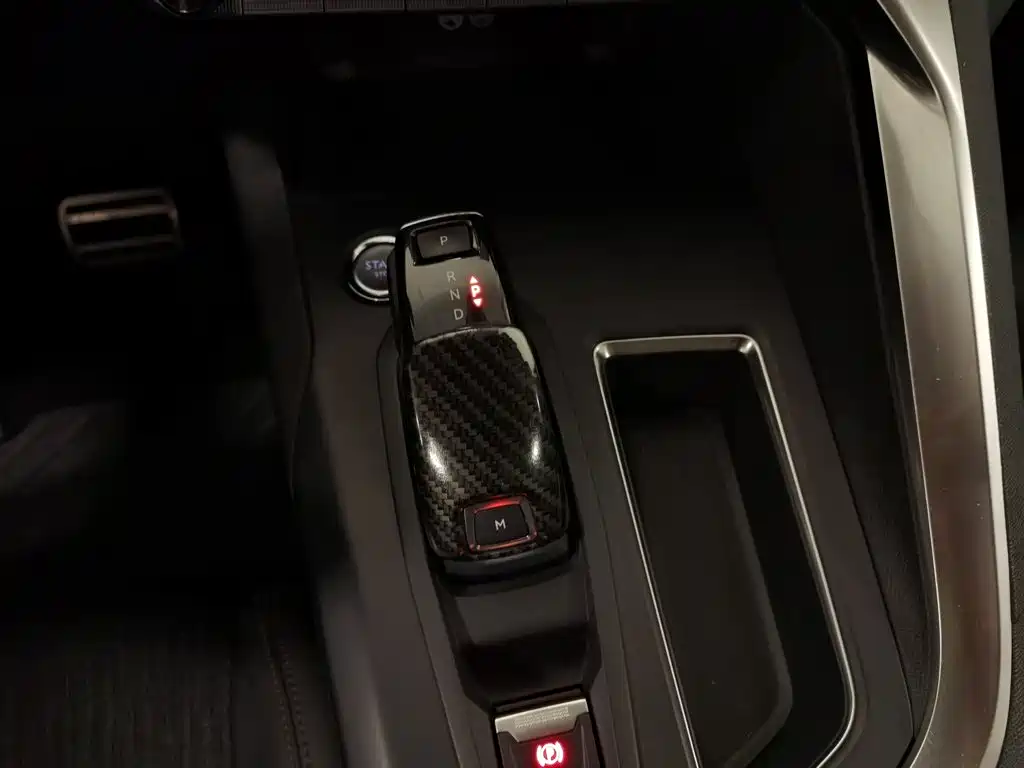 Peugeot 5008 — миниатюра 13