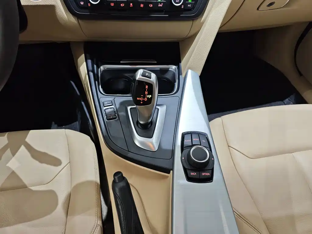 BMW 4 Series — миниатюра 19