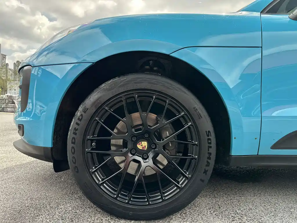 Porsche Macan — миниатюра 19