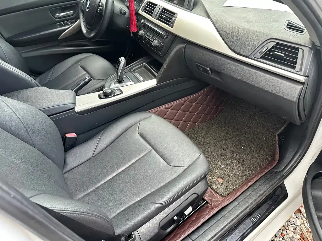 BMW 3 Series — миниатюра 13