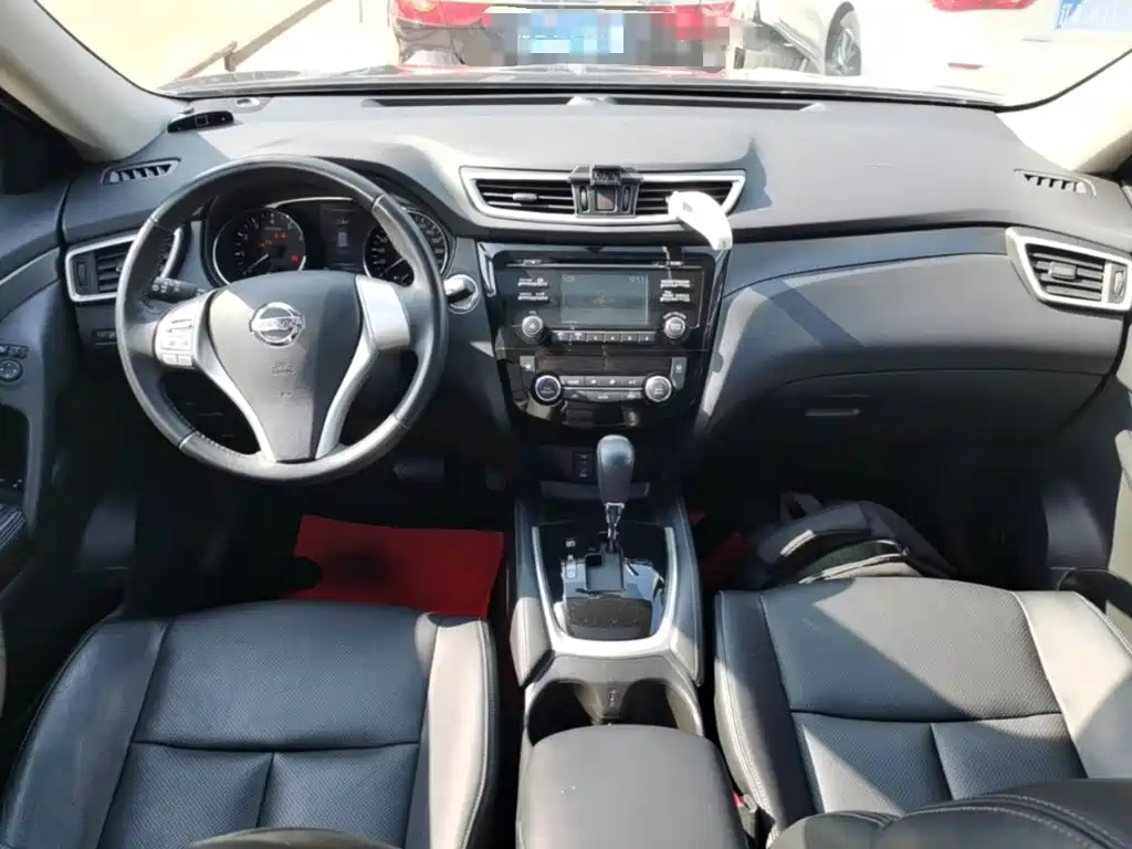Nissan X-Trail — миниатюра 10