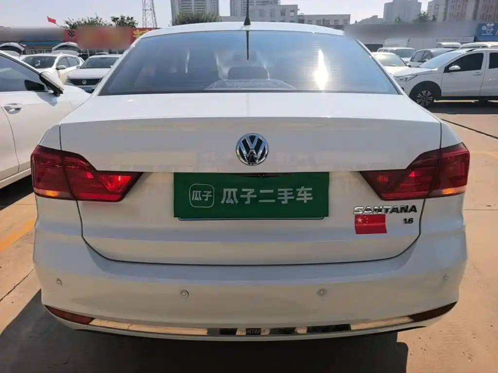 Volkswagen Santana — миниатюра 6