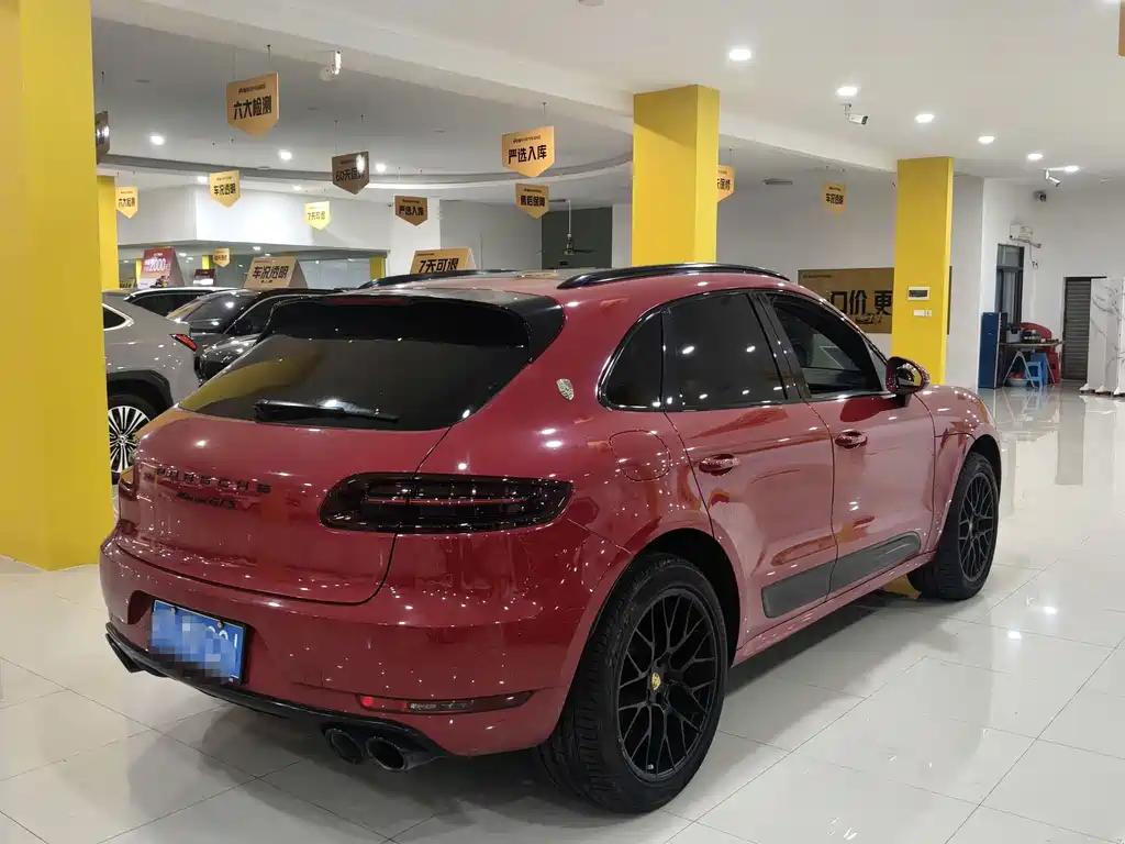 Porsche Macan — миниатюра 6
