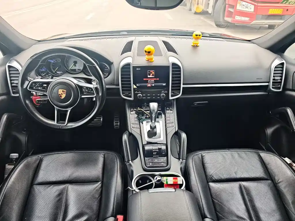 PORSCHE CAYENNE NEW ENERGY