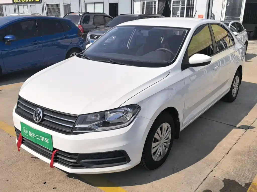 Volkswagen Santana — миниатюра 2