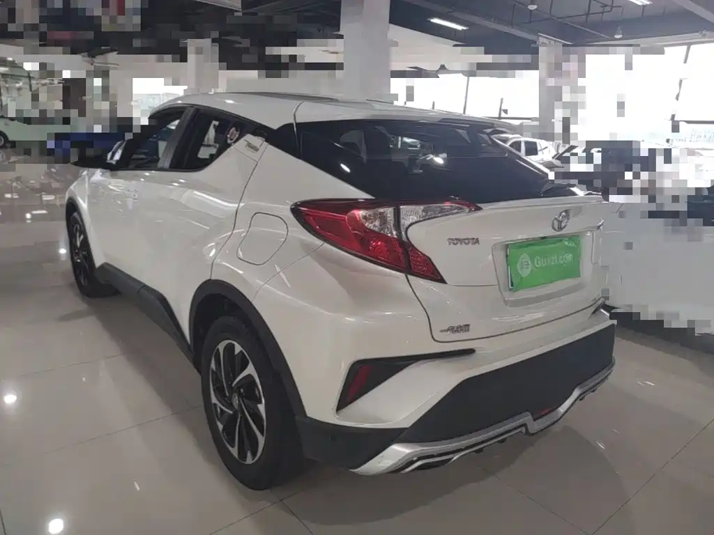 Toyota IZOA — миниатюра 5
