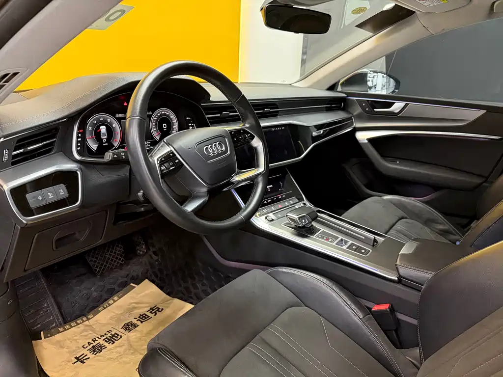 Audi A7L — миниатюра 8