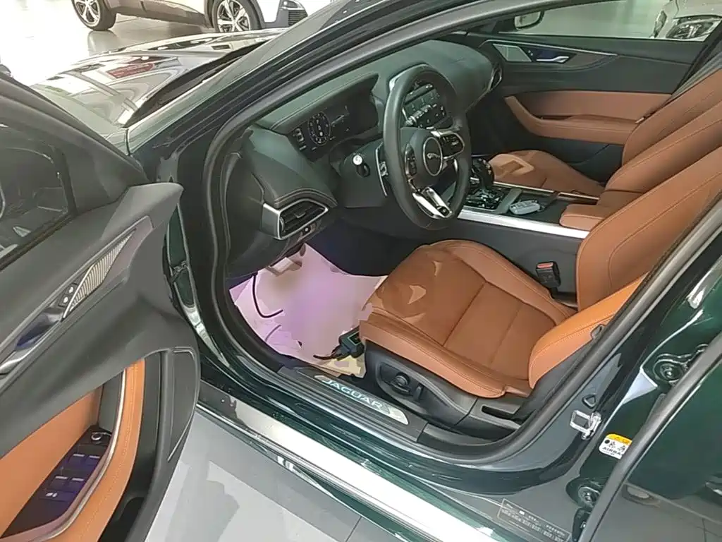 Jaguar XEL — миниатюра 16