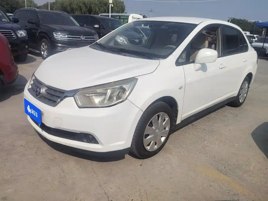 Venucia D50