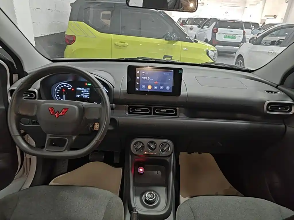 Wuling Hongguang EV — миниатюра 10