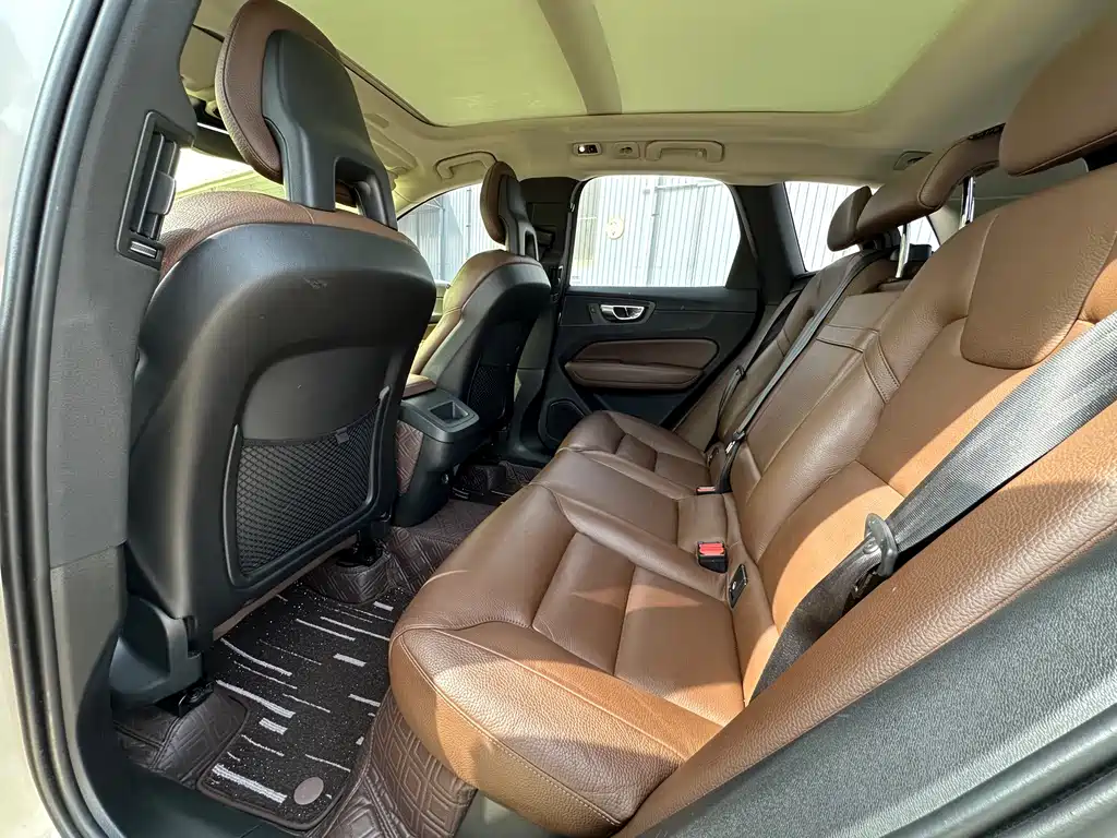 Volvo XC60 2018 T5