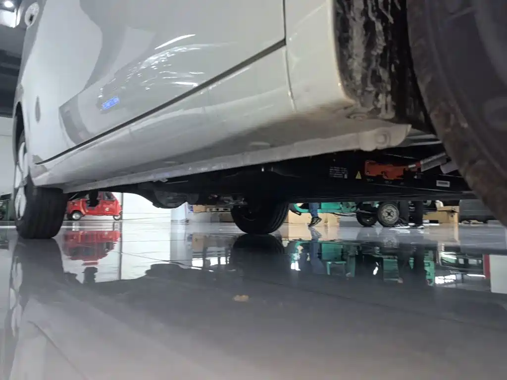 Wuling MINIEV — миниатюра 21