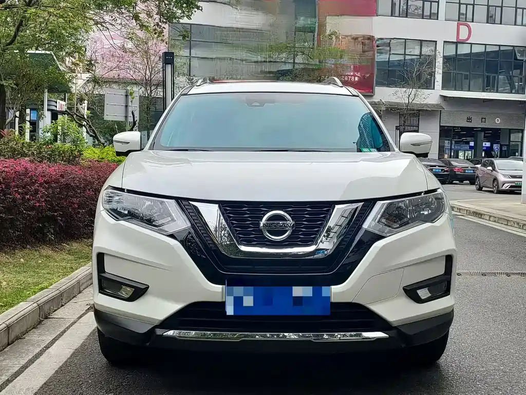NISSAN QIJUN