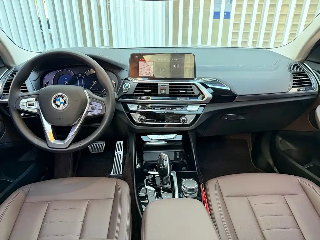 BMW X3 — миниатюра 9