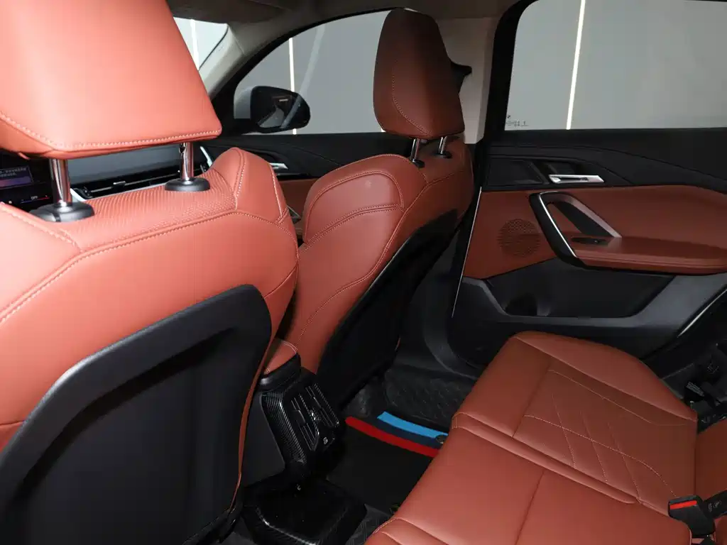 BMW X2 (Import) — миниатюра 11