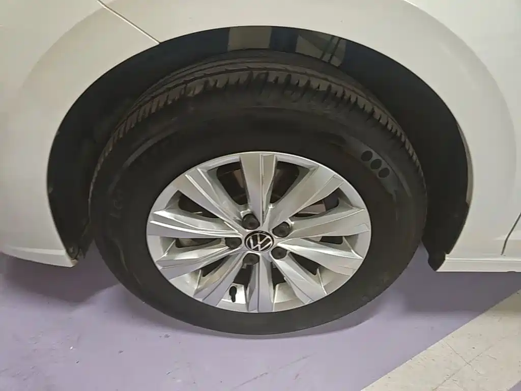 Volkswagen Lavida — миниатюра 23