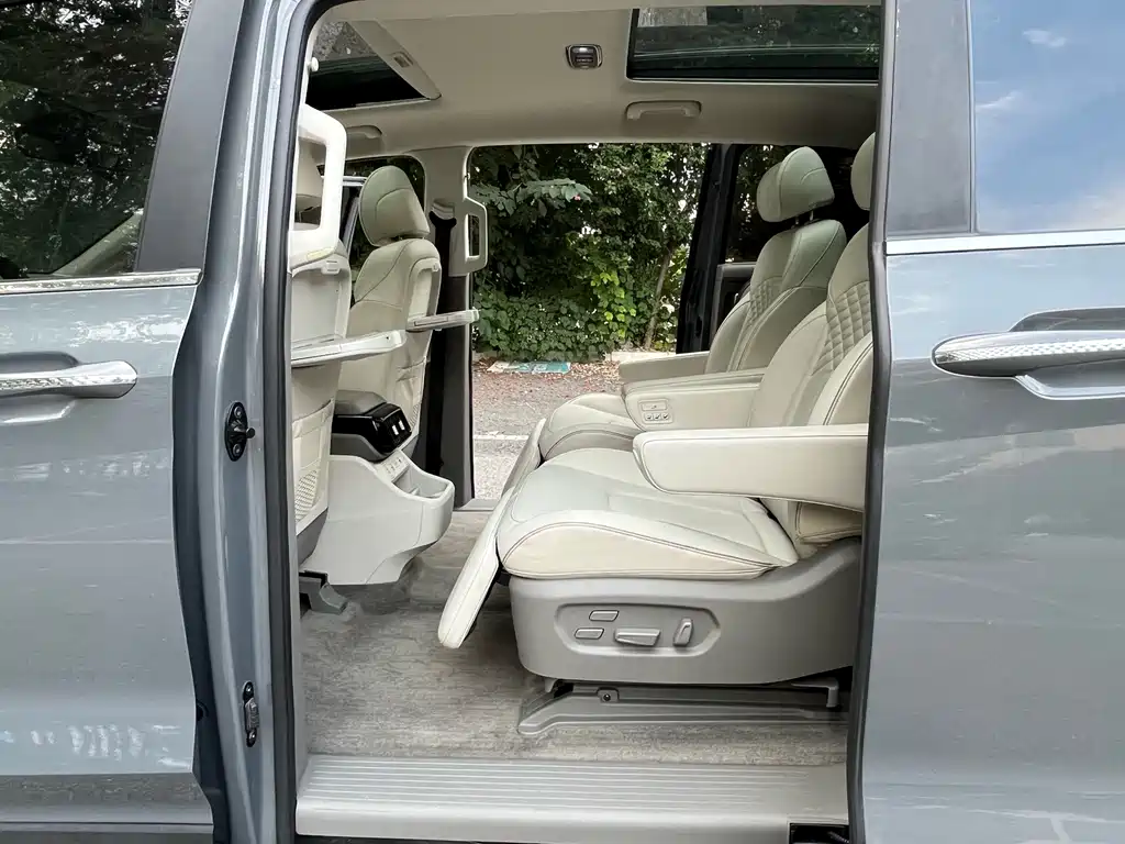 Hyundai Custo — миниатюра 15