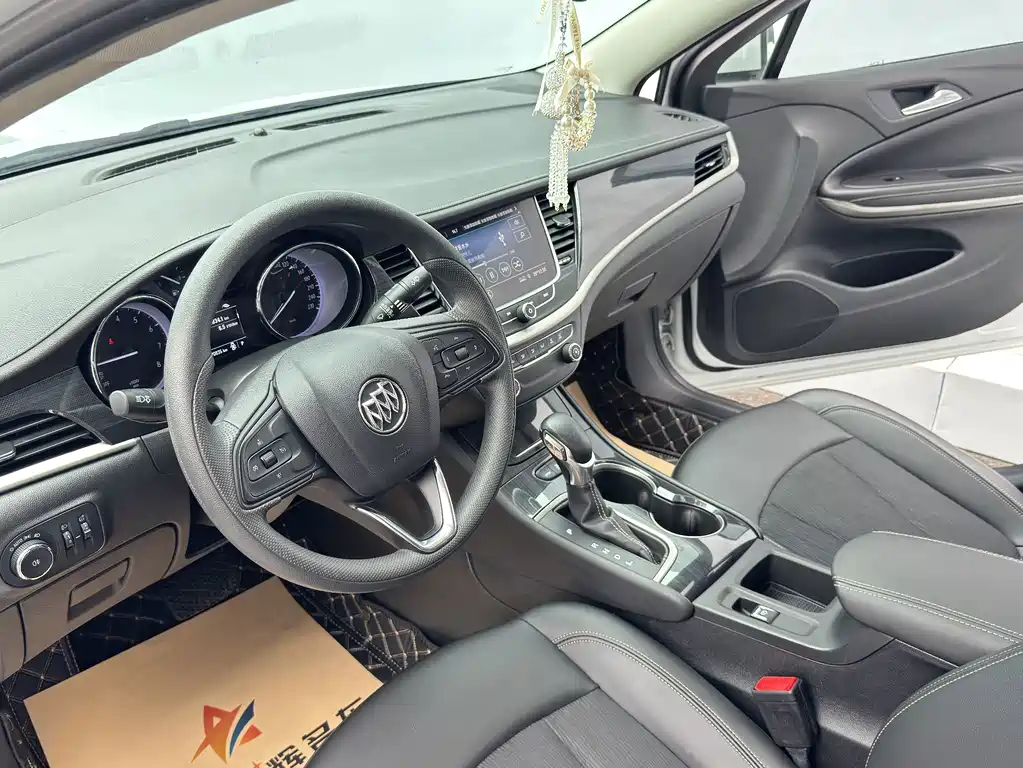 Buick Verano — миниатюра 14