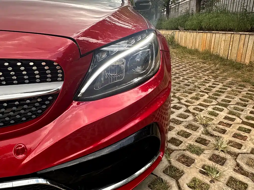 Mercedes-Benz C-Class — миниатюра 6
